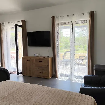 Pcela Apartmán *